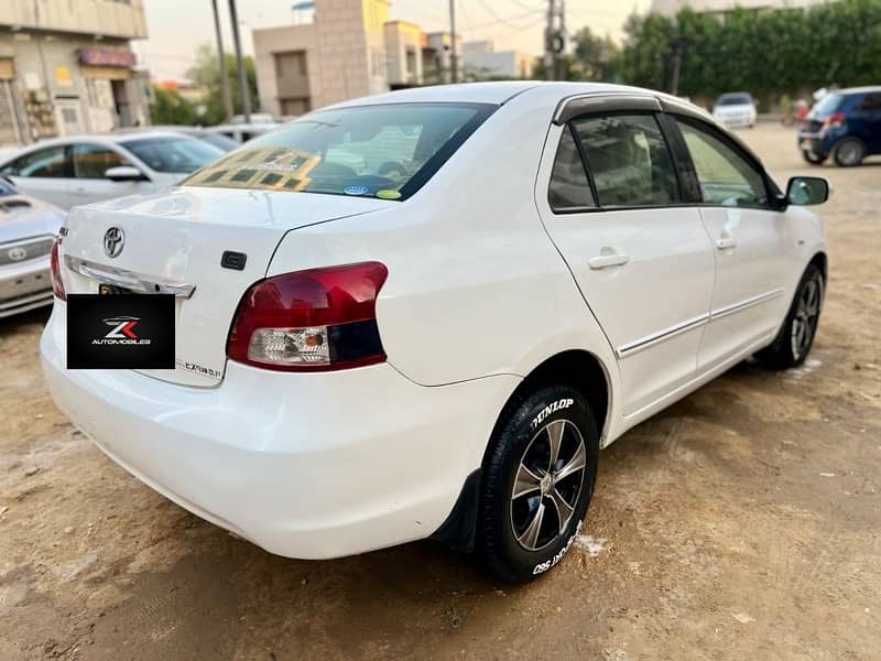 Toyota Belta 2010/2013 6