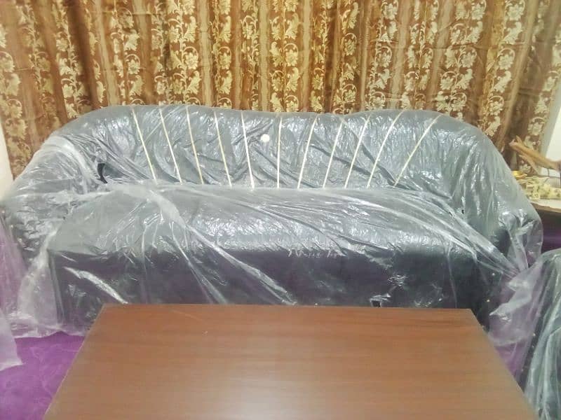 7 SEATER SOFA SET (URGENT SALE) 0