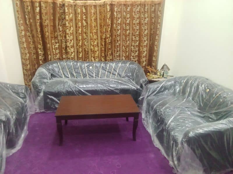 7 SEATER SOFA SET (URGENT SALE) 4