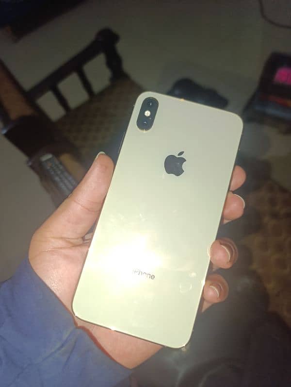 iPhone xsmax 64gb 0