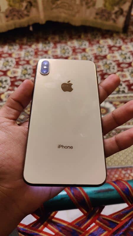 iphone xs max 3