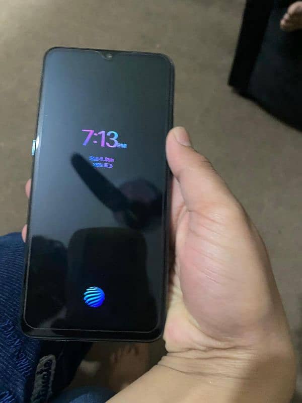 vivo s1 with mint condition and with box pack 4