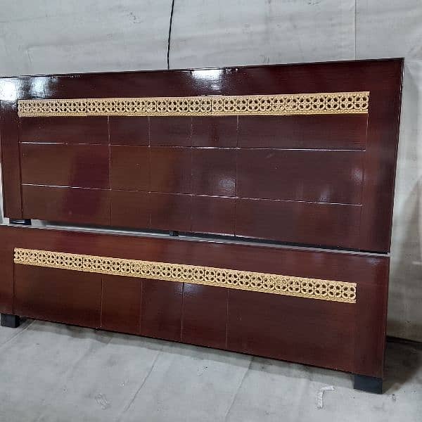 bed king size 72x78 delivery free in Lahore 0