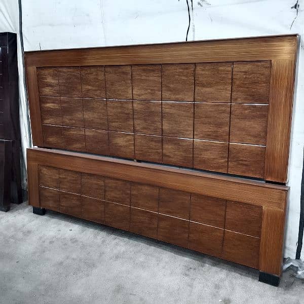 bed king size 72x78 delivery free in Lahore 2