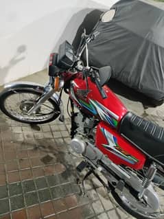 honda 125 red colour