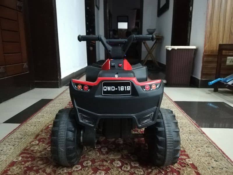 Kids Quad Bike (As Good As New) 1