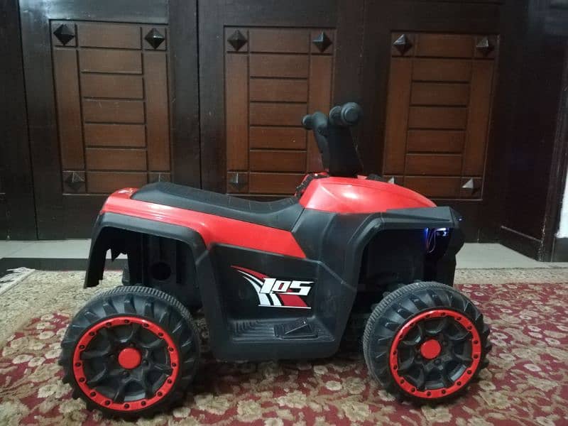 Kids Quad Bike (As Good As New) 2