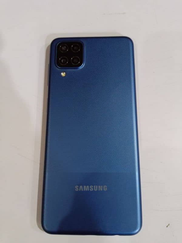 Samsung Galaxy A12 1