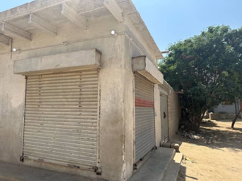 120 Gaz Cornor Plot for Sale in Shah Latif Town 2