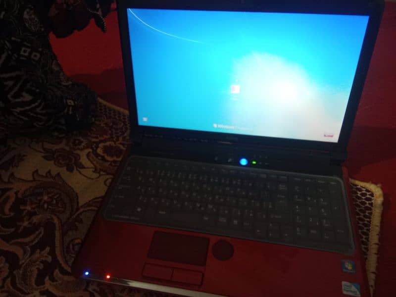 Fujitsu Laptop 4+700gb 3