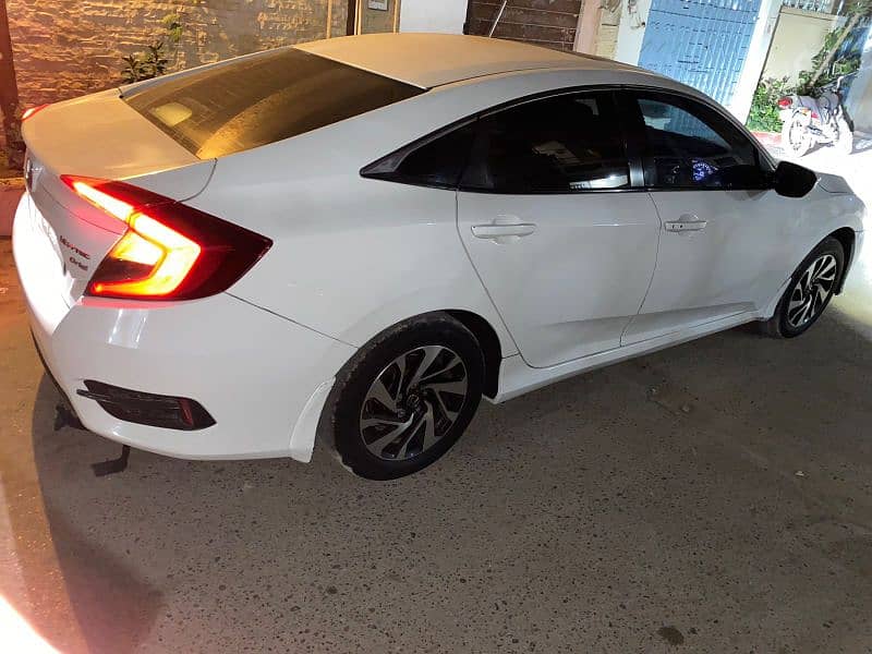 Honda Civic Oriel 2016 3