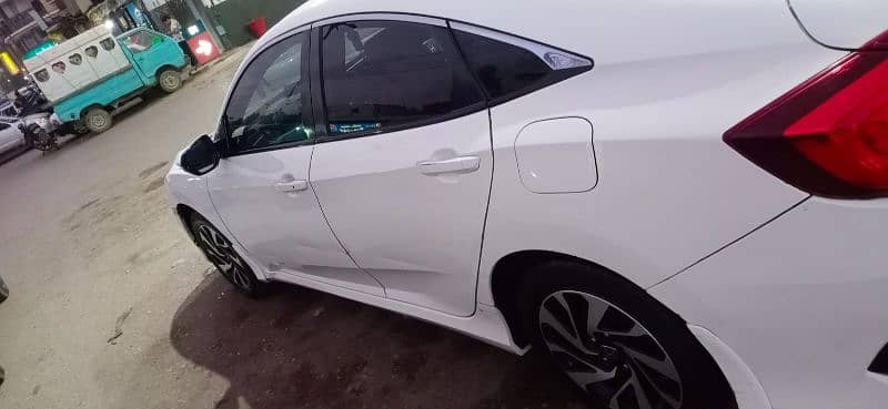 Honda Civic Oriel 2016 5