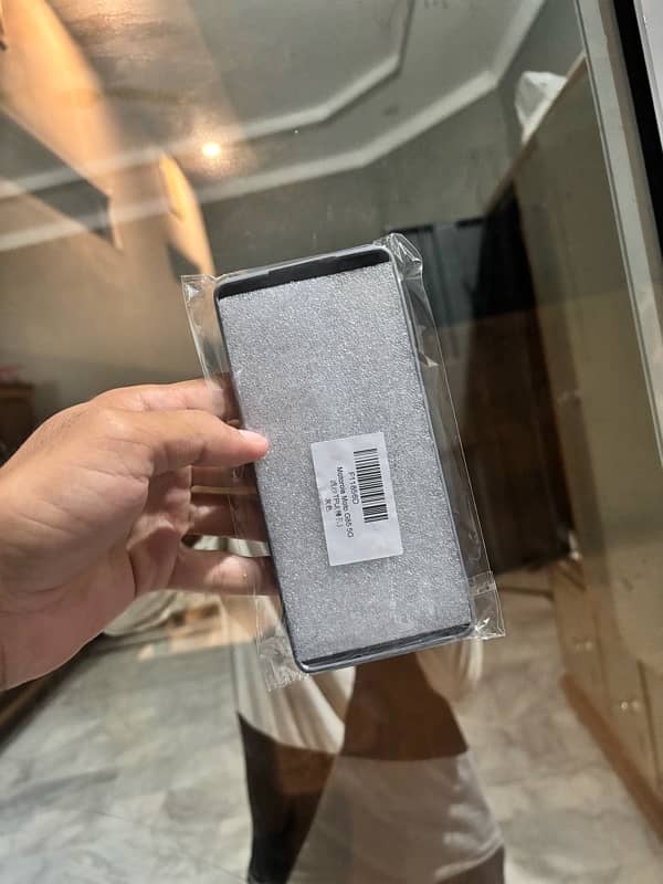 Moto G85 cover 0