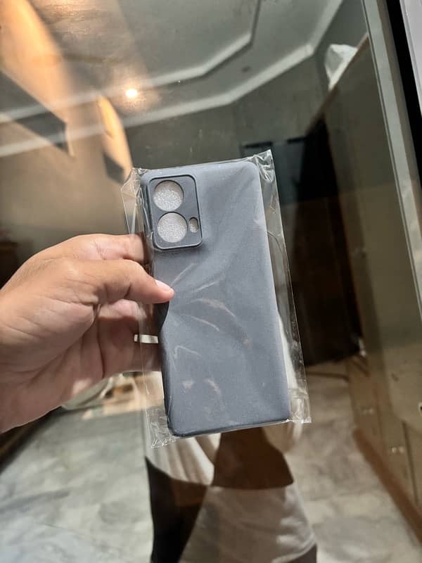 Moto G85 cover 3