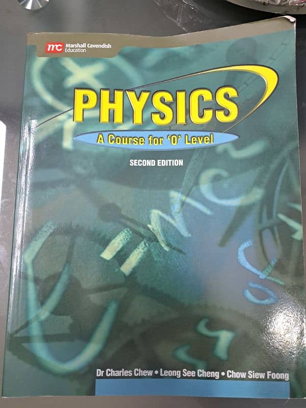 physics O level Book. Dr. Charles Chew 0