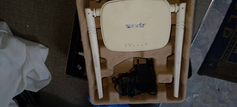 full new tenda router with box 3