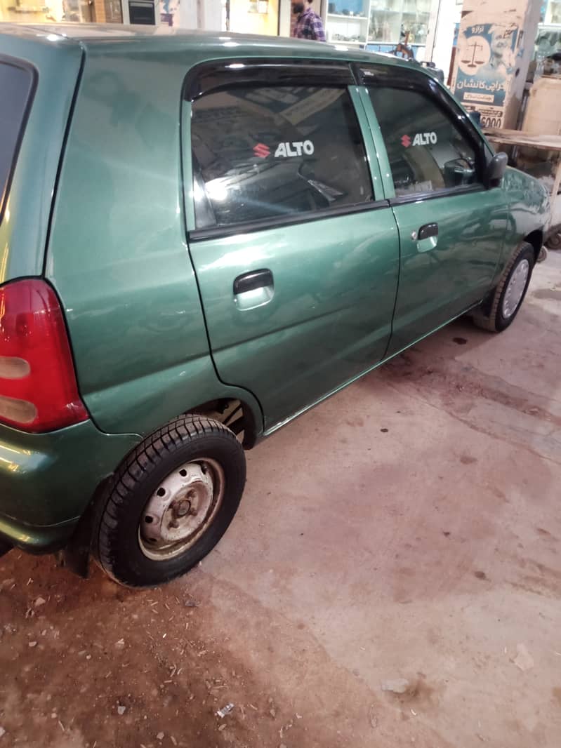 Suzuki Alto 2000 3