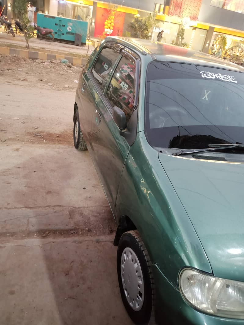 Suzuki Alto 2000 4