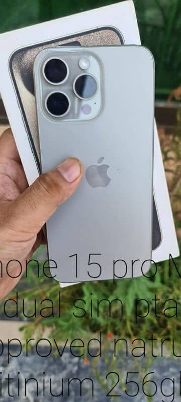 I phone 15 pro Max  Natrual titinume  dual sim pta approved 15