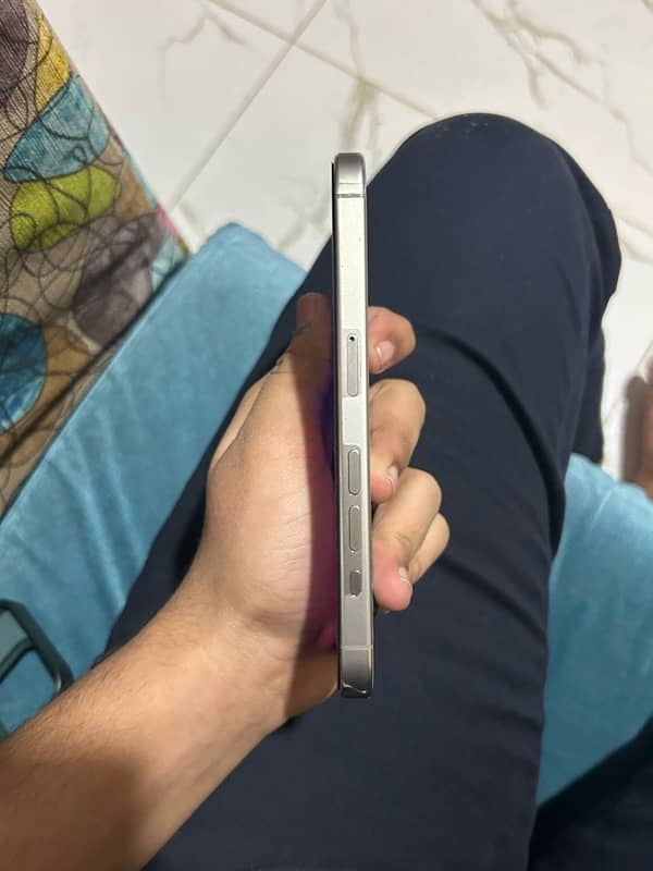 iPhone 15 pro non pta 5