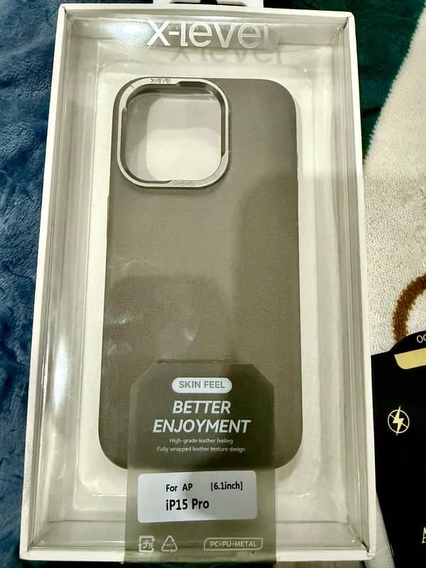 iPhone 15Pro Cover 1