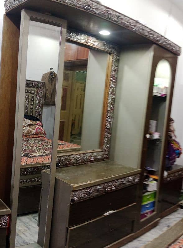 bed 2 side table dressing table contact number 03004319431 3