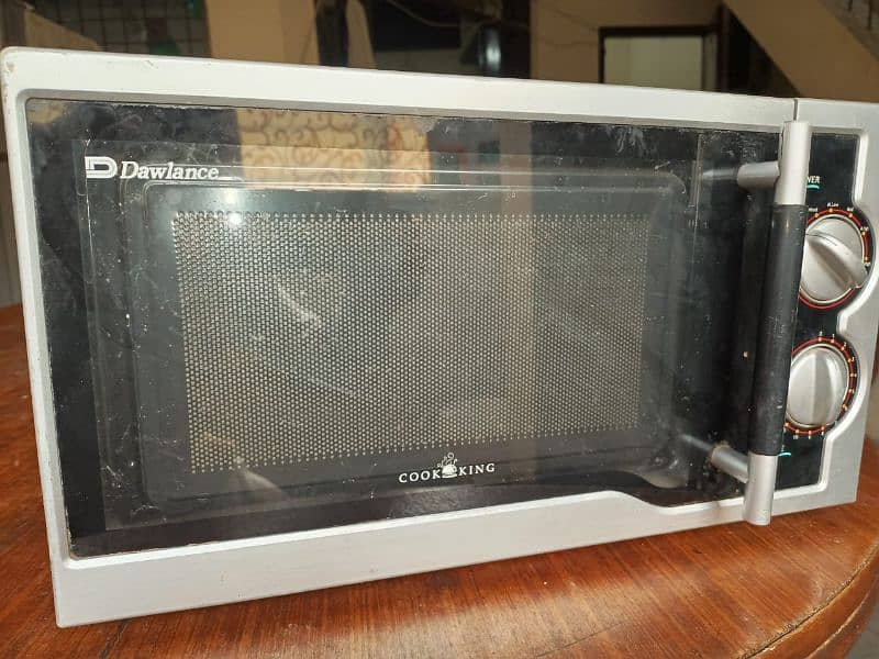 Dawlance microwave for sale 1