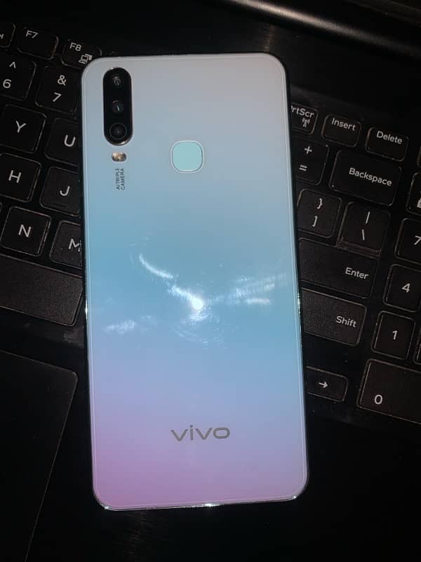 Vivo y17 8 256gb 0