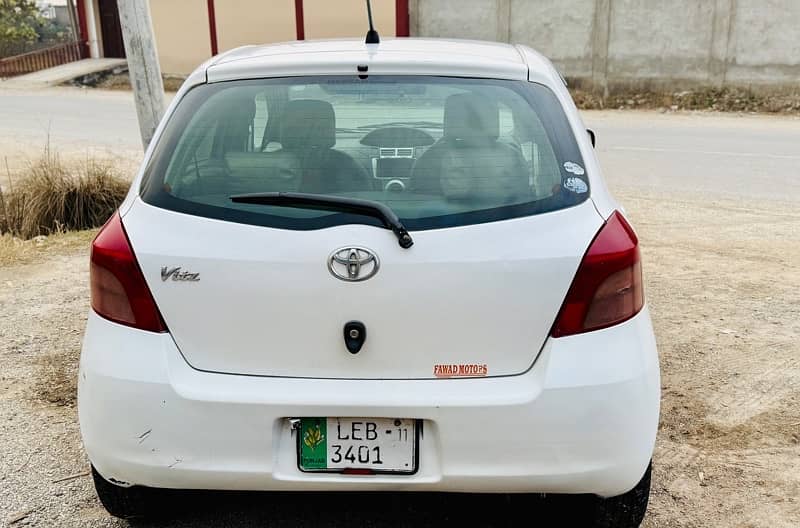 Toyota Vitz 2006 4