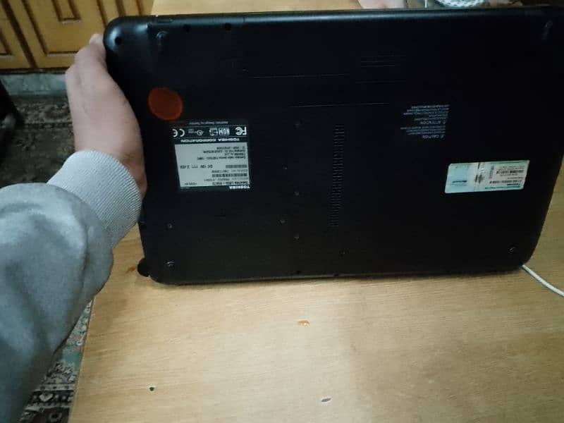 Toshiba Satellite Laptop For sale in Lahore 3