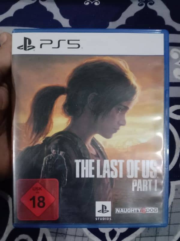 The Last of Us Part 1, Hogwarts Legacy,Call of Duty Black Cold War Ps5 6