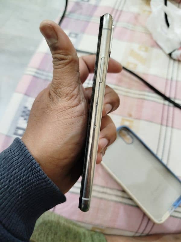 Iphone X 64 gb for sale 1