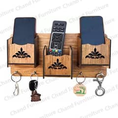 Wooden mobile holder and keys