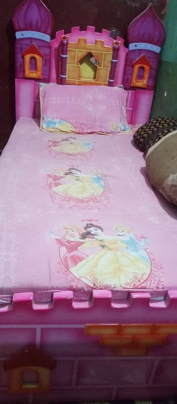 used girl bed set 5