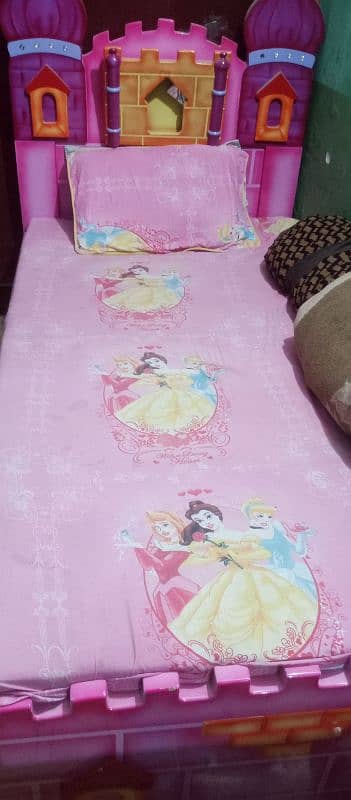 used girl bed set 8