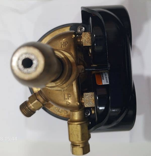 victor regulator imported one piece available urgent sale 7