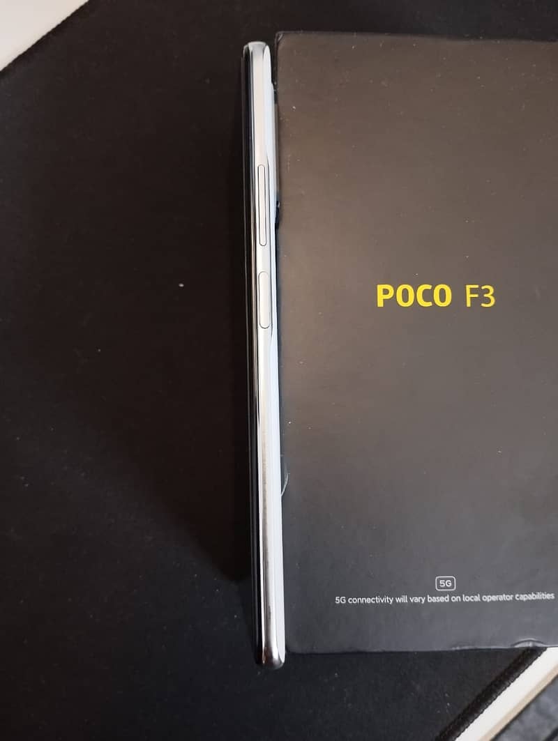 POCO F3 - 8/256 7