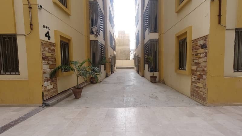 Prime Location Flat Of 750 Square Feet In Model Colony - Malir Is Available 15