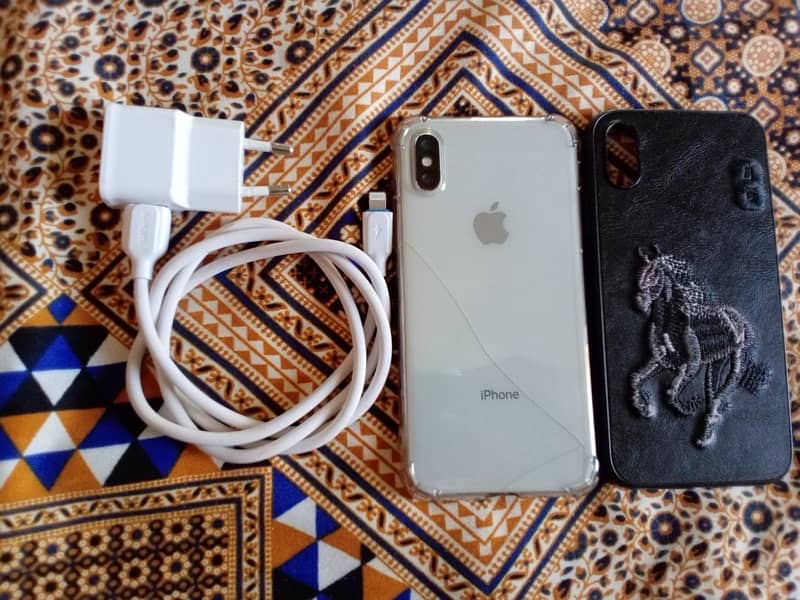 iphone x ,bypass,256gb ,exchange possible with good phones 4