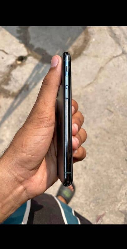 i phone 11pro PTA 256 GB 2