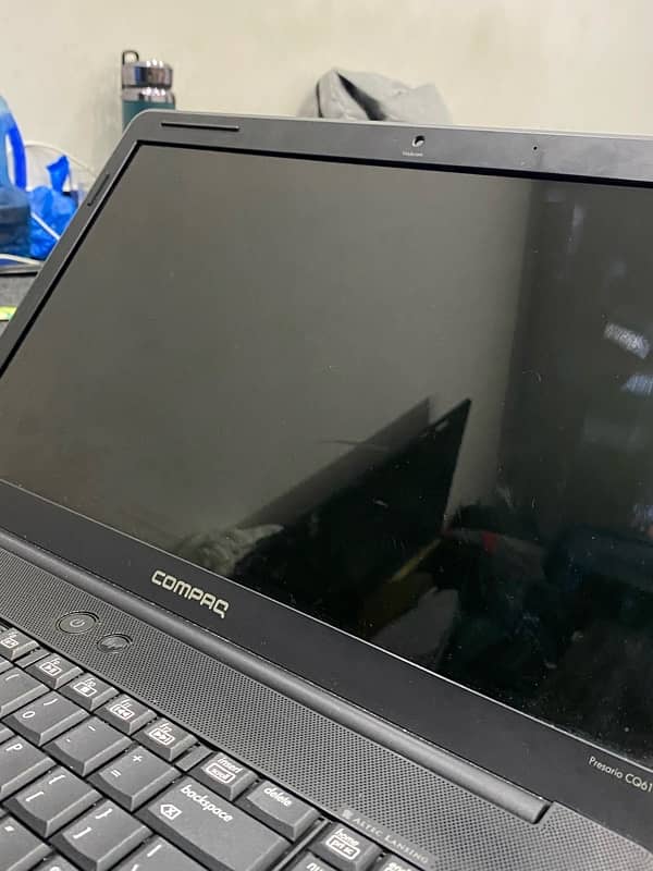 Hp Compaq Glossy Laptop 4Gb Ram 250hard 4