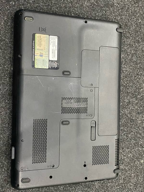 Hp Compaq Glossy Laptop 4Gb Ram 250hard 5