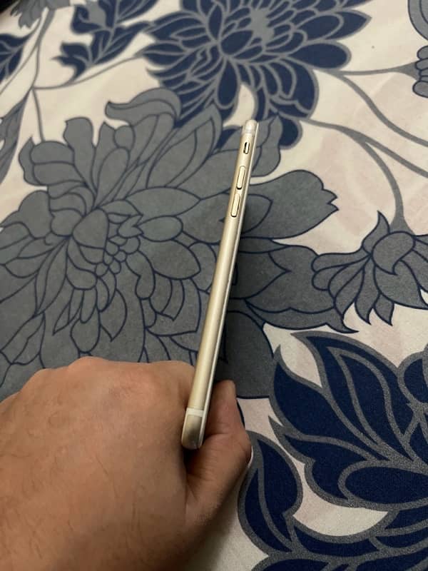 iphone 6 10/8 condition 03041418173 3