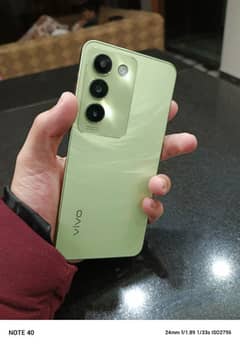 vivo y100 10/9.5