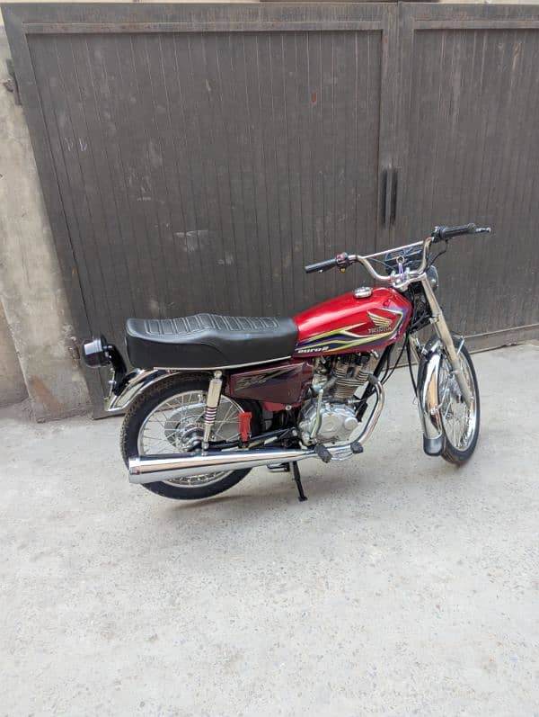 Honda 125 Urgent Sale 17B Model 2