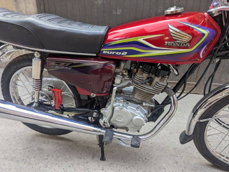 Honda 125 Urgent Sale 17B Model 9