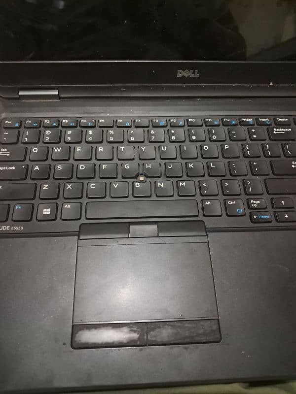 Dell latitude E5550 0