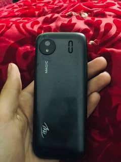 itel magic phone Dual pta + memory card + hotspot