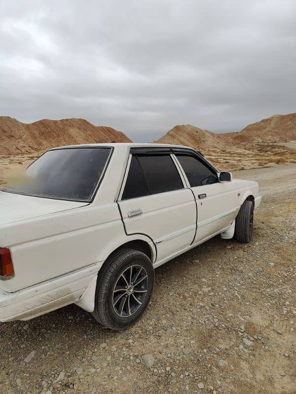 Nissan Sunny 1986 0