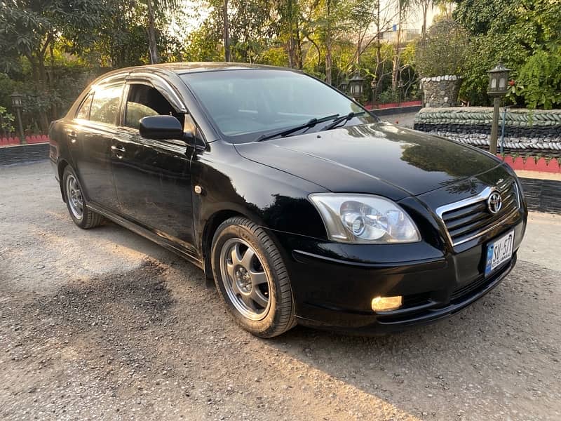 Toyota Avensis 2003 1